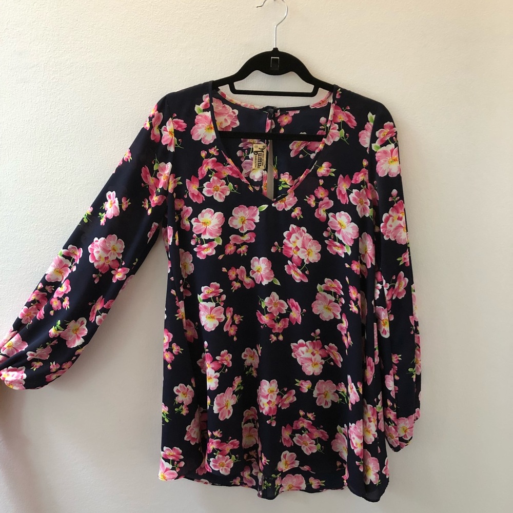 Show Me Your Mumu Tunic - size small